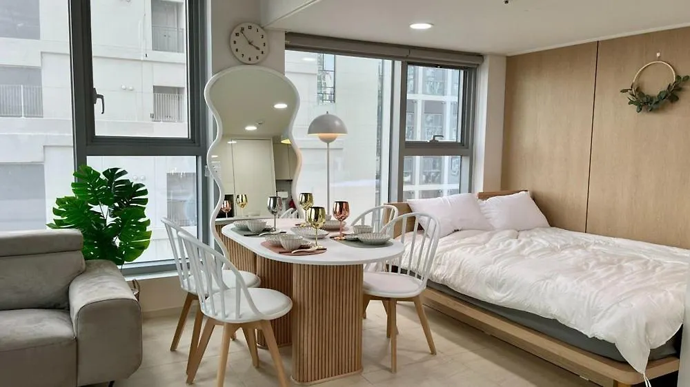 Yeongjongdo In The Moon No 5 Hotel Incheon Guest house